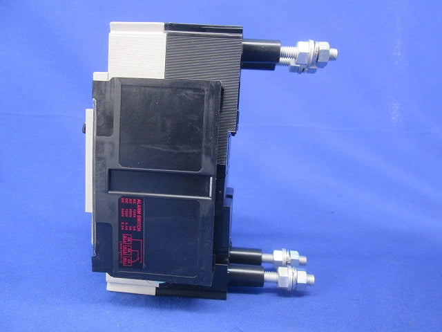 ノーヒューズ遮断器2P10A(アラームスイッチ付) NF32SV