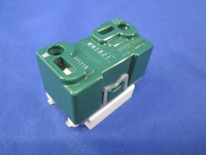 15A・20A兼用埋込コンセント(4個入) WN1821