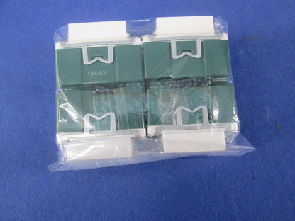 15A・20A兼用埋込コンセント(4個入) WN1821