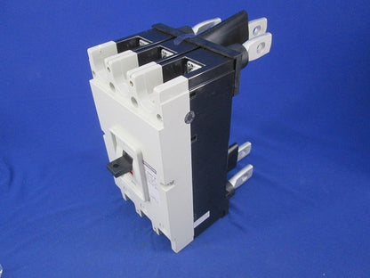 ヒューズフリー遮断器3P400A F-400FB