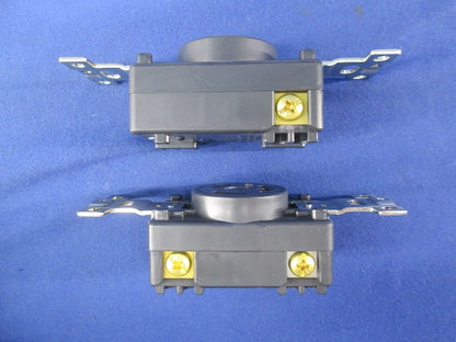 引掛埋込コンセント(2個入) 3220-L6