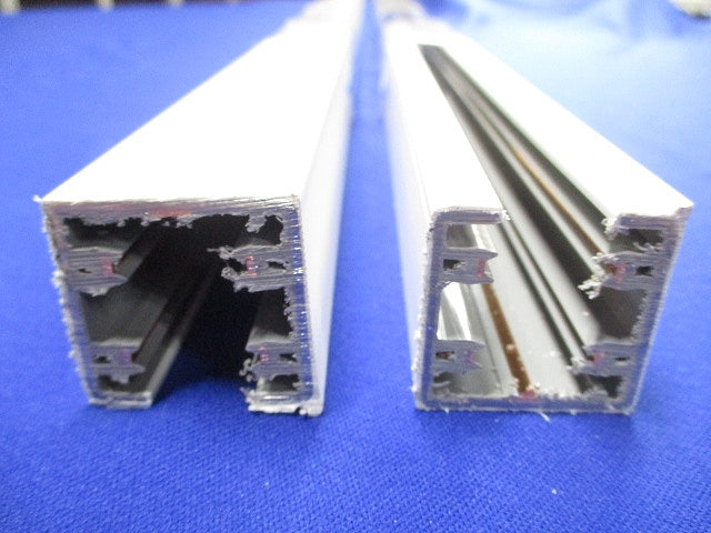 ライティングレール アース付(切断品1.5m×2本入)(白) DHM2213W
