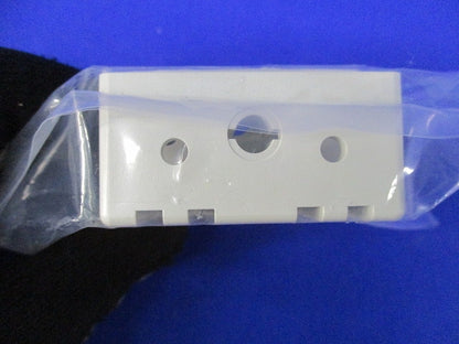 裏面形端子カバー 2Ｐ(7組入) BTC-1