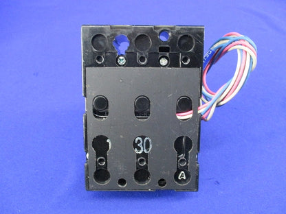 漏電遮断器3P10A NV30-CS