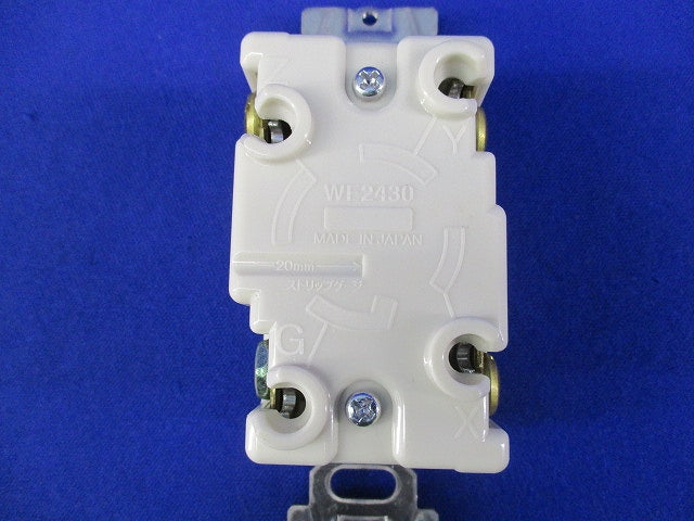 接地3P30A引掛埋込コンセント(2個入) WF2430