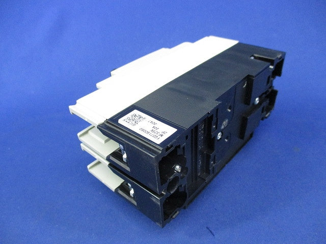 ノーヒューズブレーカ2P30A(アラームスイッチ付) NF32-SV