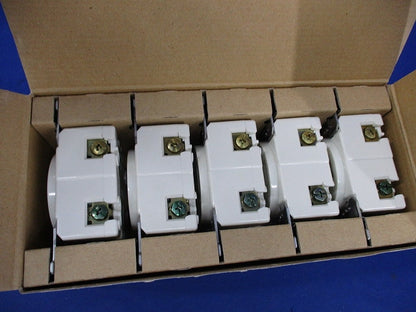 接地３P30A埋込コンセント(5個入) WF1430WK