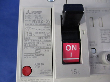漏電遮断器3P3E15A NV32-SV
