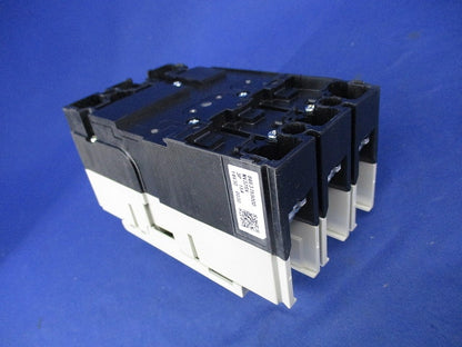 漏電遮断器3P3E15A NV32-SV