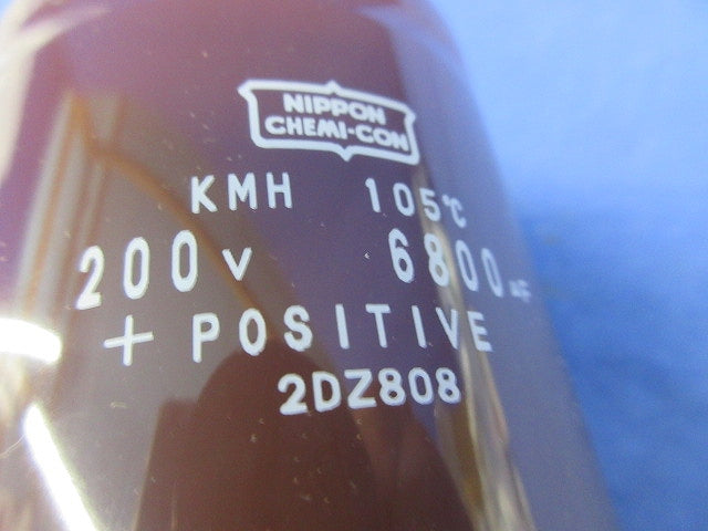 大型アルミ電解コンデンサ EKMH201LGC682MDC0U