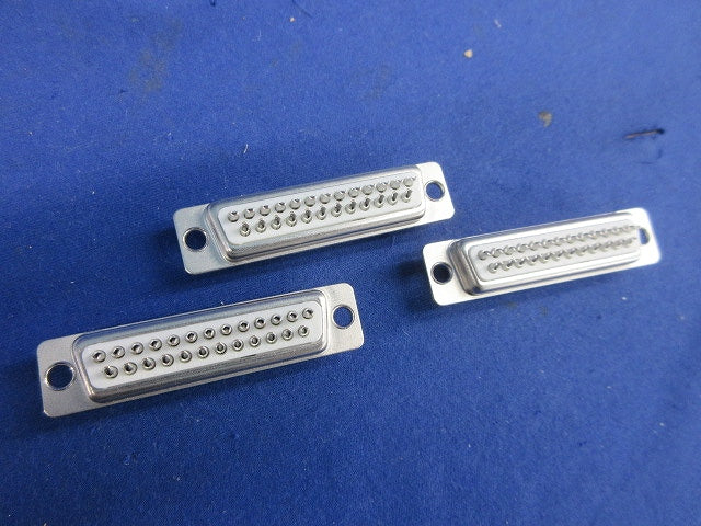 D-Sub標準コネクタ(3個入) XM3D-2521