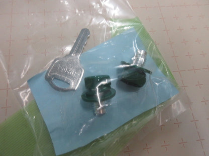 RA形制御盤キャビネット(ライトベージュ) RA16-68