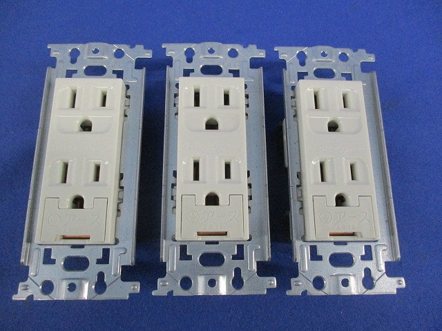 埋込アースターミナル付接地ダブルコンセント(3個入) WN11329