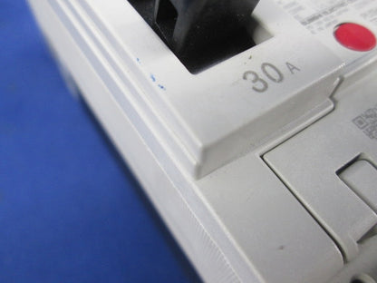 ノーヒューズブレーカ2P30A NF32-SV