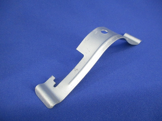 吊りボルト・丸鋼用電線管支持金具(50個入)(キズ・汚れ有) K-31