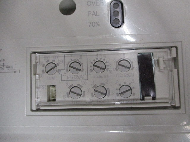 ノーヒューズ遮断器3P1200A NF1250-SEW