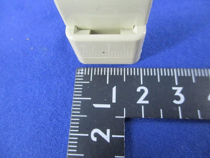 VE台付片サドル(13個入)(ベージュ) SVE-16