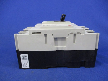 ノーヒューズブレーカ3P30A(単3中性線欠相保護付)箱違い NF63-NCV
