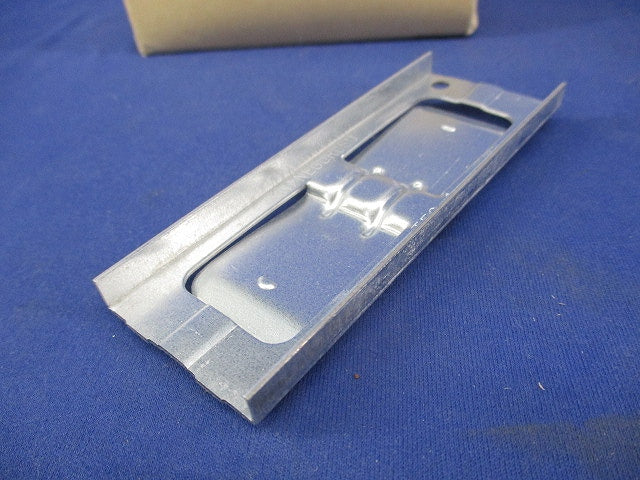野ぶち受け材接続金具(19個入) TFG1