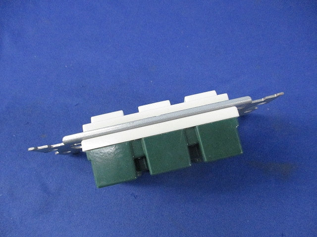 埋込トリプルスイッチB WN5311