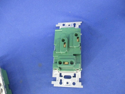 15A・20A兼用埋込アースターミナル付接地コンセント(5個入) National WN1932