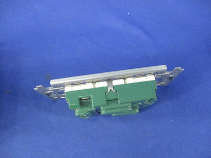 15A・20A兼用埋込アースターミナル付接地コンセント(5個入) National WN1932