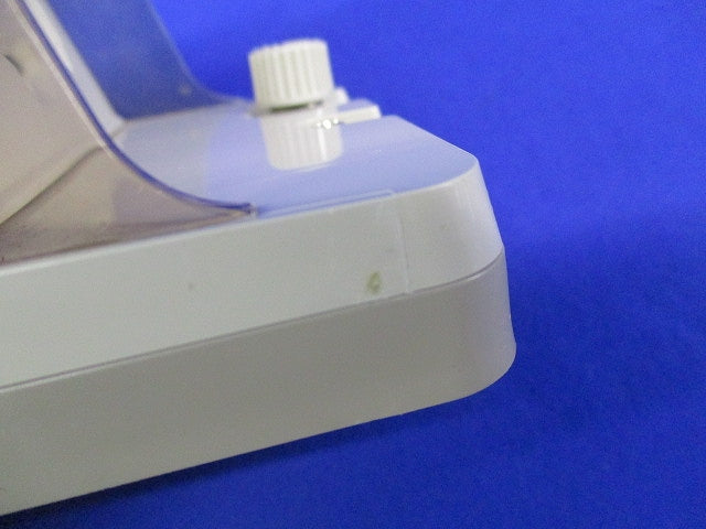 フル接地防水ダブルコンセント(キズ・汚れ有) WK4105