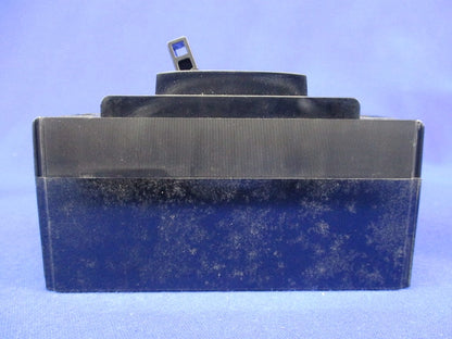ノーヒューズ遮断器2P30A NF50-CP