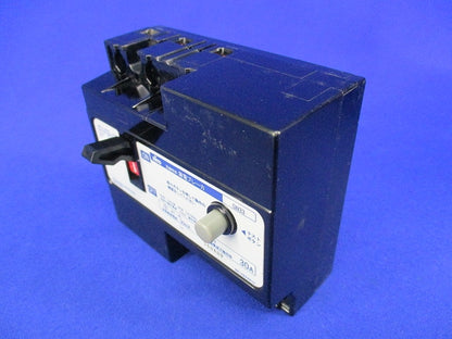 漏電ブレーカー3P30A GN33
