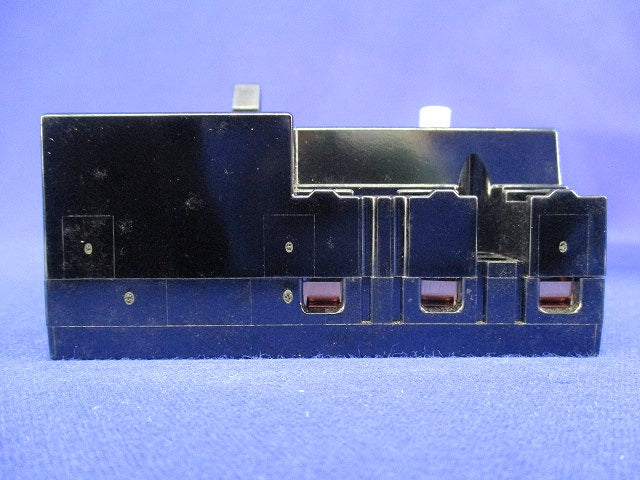 漏電ブレーカー3P30A GN33