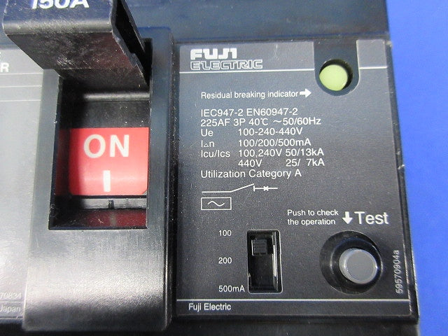 漏電遮断器3P150A SG203BAUL