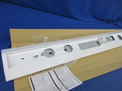 LEDベースライト(新品未開梱)(光源ユニットなし) XL501002