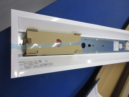 LEDベースライト器具本体(非常用照明器具)(24年製) NNLG41815C