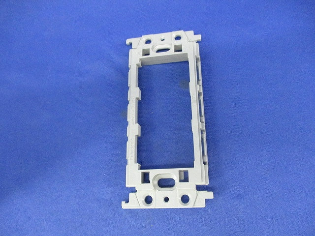 埋込絶縁コンセント取付枠(10個入) WTF3710K