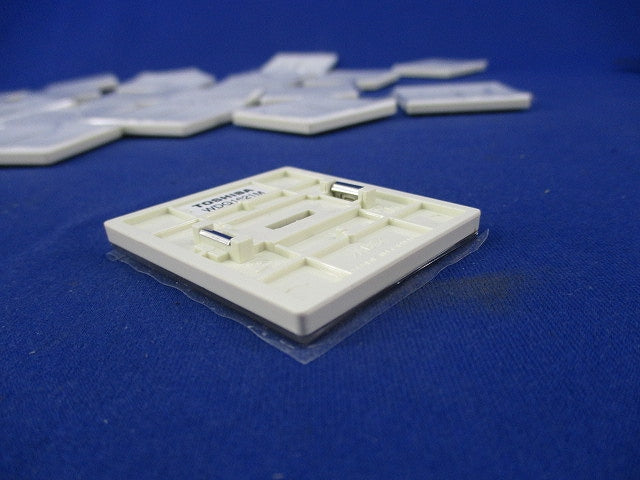 表示付スイッチカバー(23個入)(ニューホワイト) WDG1621M