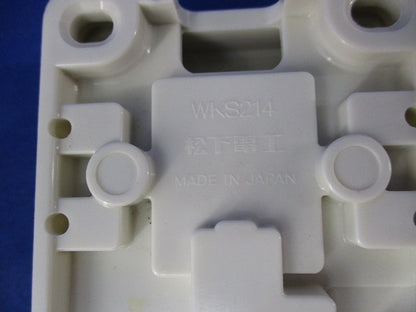 露出アースターミナル付接地コンセントセット(混在3個入) WKS214他