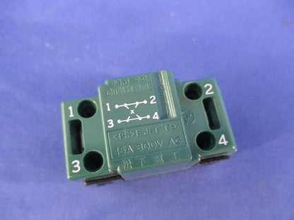 埋込ほたるスイッチE(4路)(5個入) WT5054