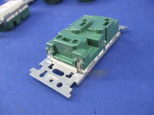 15A・20A兼用埋込アースターミナル付接地コンセント(5個入) National WN1932