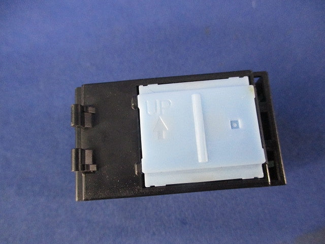 埋込スイッチB(片切・表示なし)(5個入) WT5001