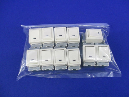 埋込スイッチB(片切)(11個入)(汚れ有) WN5001