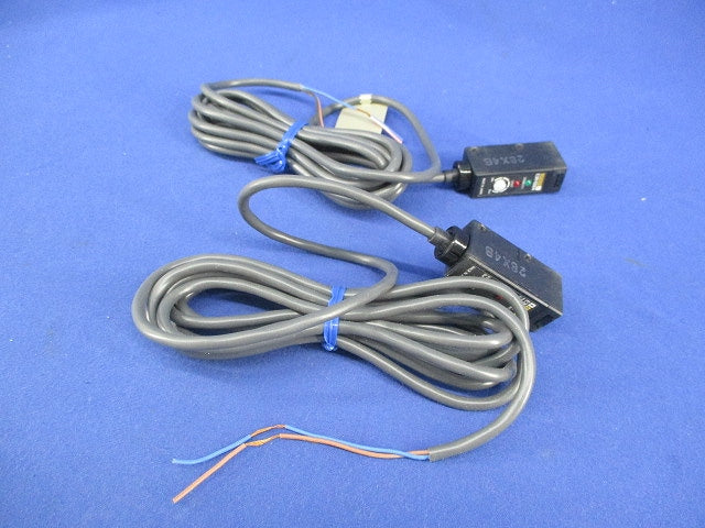 アンプ内蔵形光電スイッチ E3R-5E4