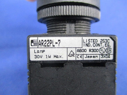 セレクタスイッチ AR22PL-7+AR9T511-M