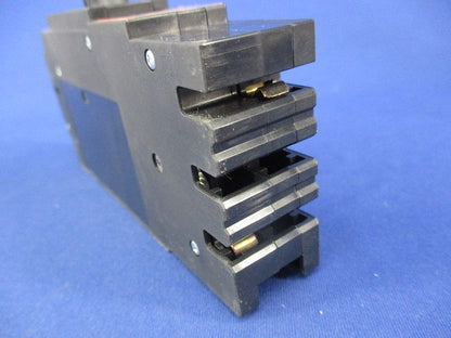 カンタッチブレーカ2P2E20A BKF2202RTK
