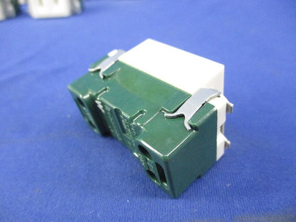 埋込コンセント(6個入) WN1001