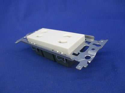 埋込抜け止めダブルコンセント(5個入) WN1062