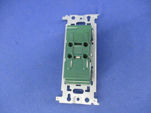 埋込抜け止めダブルコンセント(5個入) WN1062