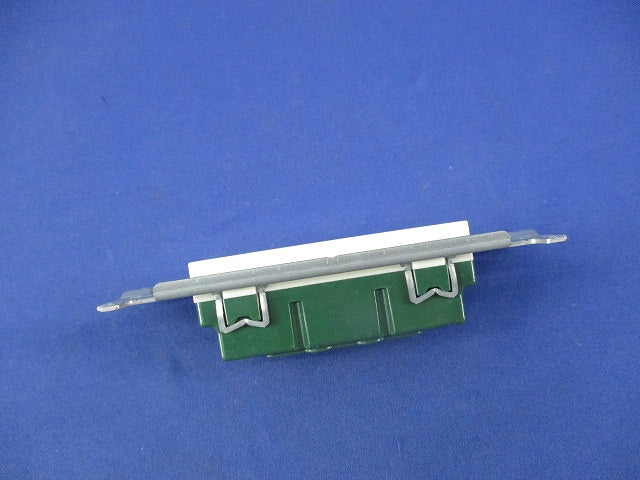 埋込抜け止めダブルコンセント(5個入) WN1062