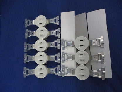 埋込コンセント(ミルキーホワイト)(8個入) WF1025WK