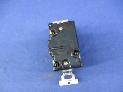 接地2P30A引掛埋込コンセント(5個入)National WF2330B