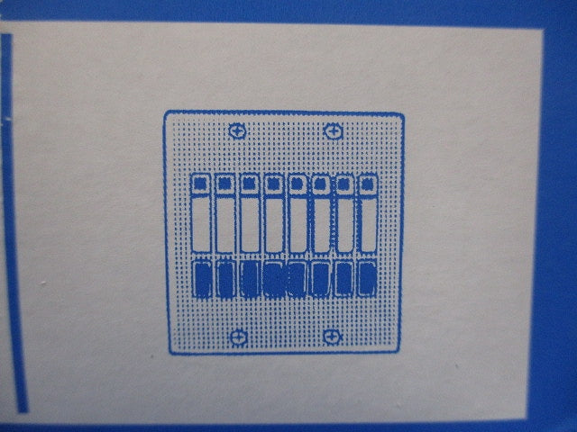 ２線式リモコンセレクタスイッチ 8回路 横型 WR6408K